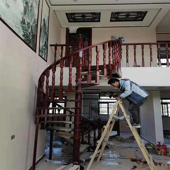 石家庄实木楼梯安装7